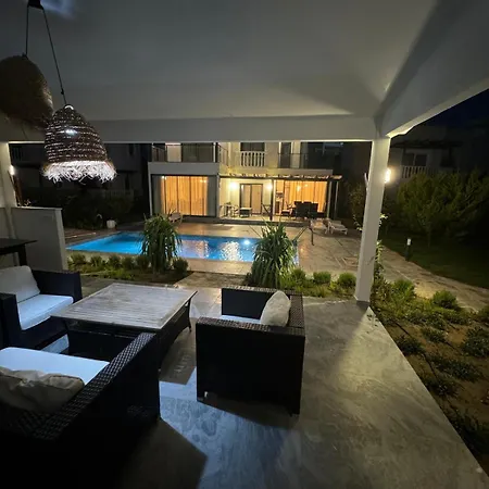 Akasya With Private Pool Villa